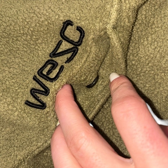 Wesc Olive Green Fleece Quarter Zip Pullover Jacket Women’s XL Men’s L Warm Cozy - Picture 6 of 14